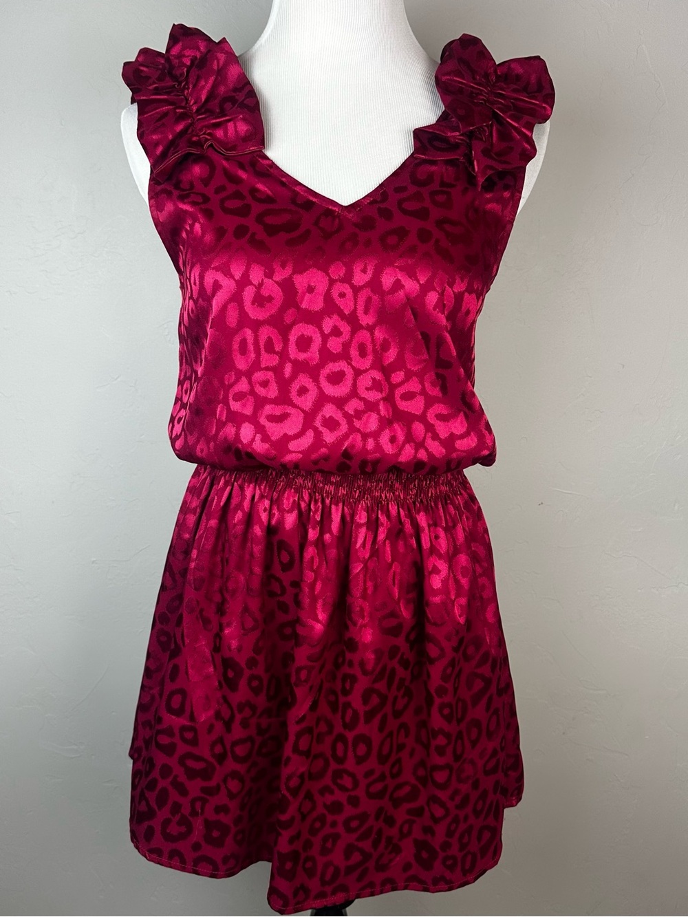 Entro Wine Leopard Jacquard Ruffle Mini Dress Small